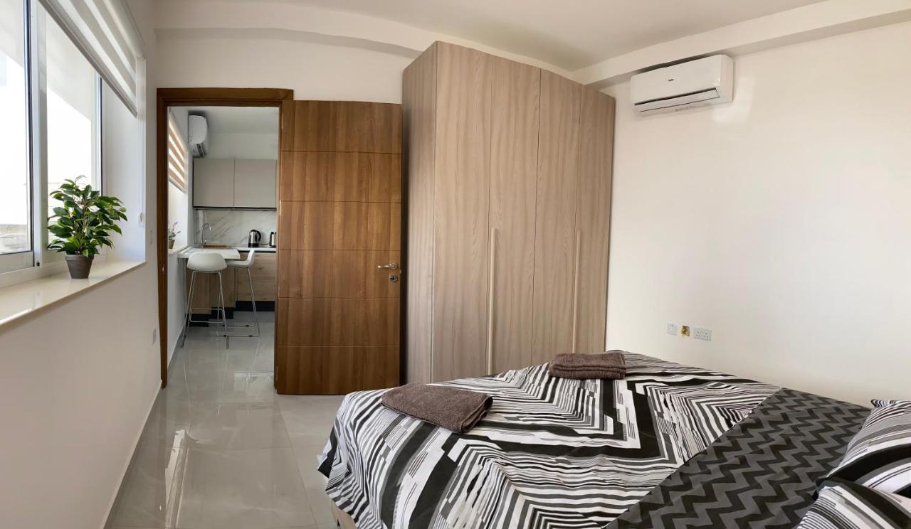 Seaside Apartment In Gzira Екстериор снимка